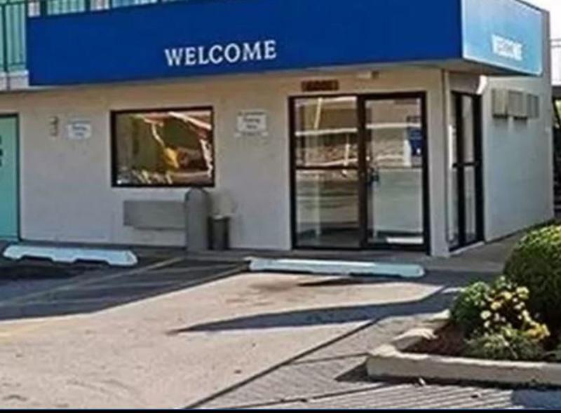 Rodeway Inn Fort Smith I-40 Екстериор снимка